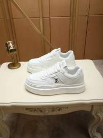 Picture of Louis Vuitton Shoes _SKULVsz38-44mnf101715469